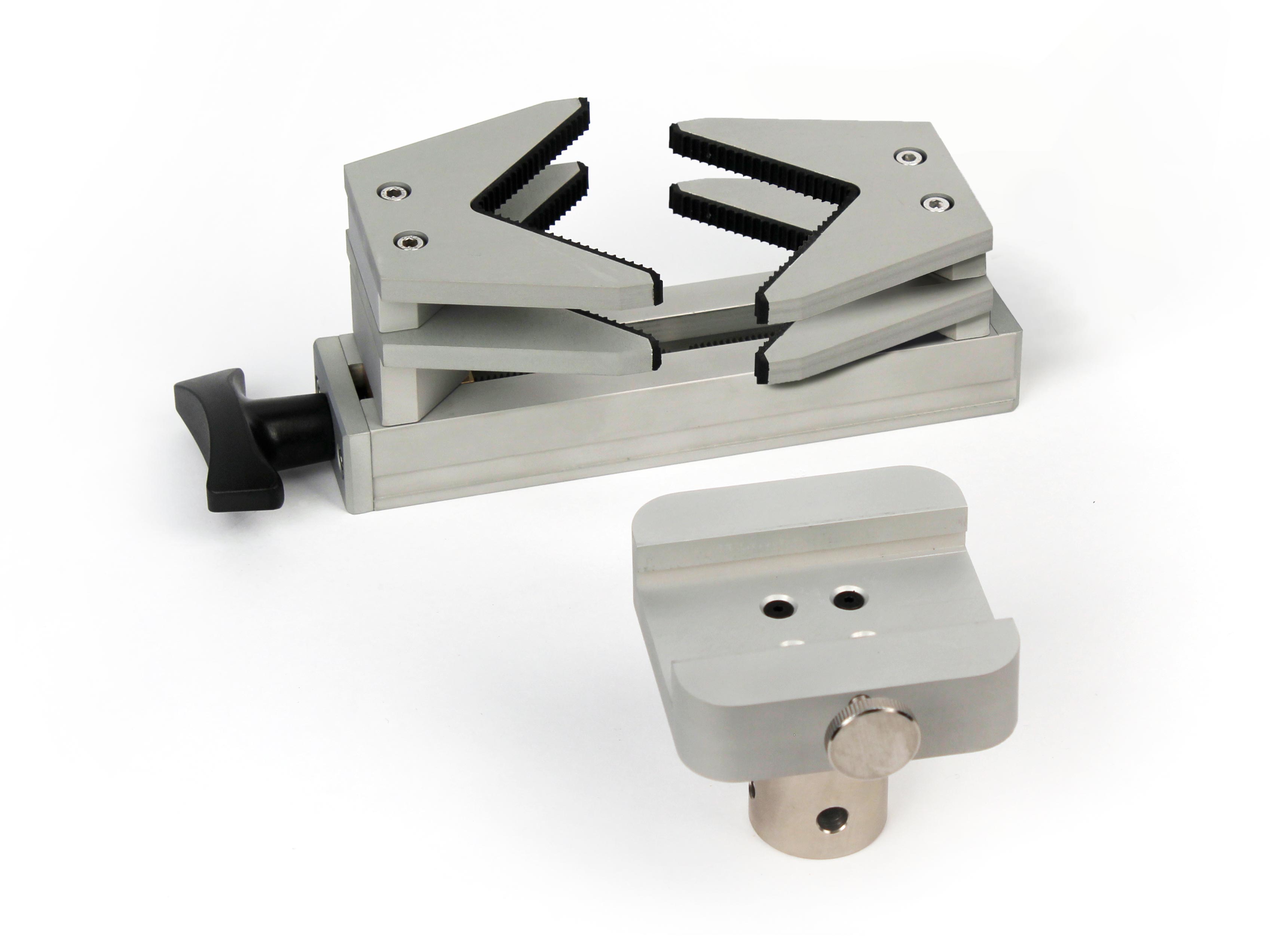 V-jaw vice clamp grips low-friction plastic surfaces for accurate force testing